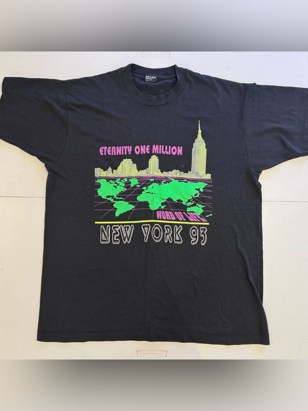 Vintage 1993 Eternity One Million New York t shirt size XL